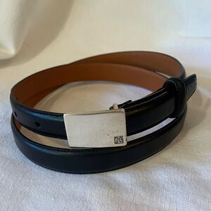 Ralph Lauren skinny black leather belt, size M, 36” excellent preowned condition